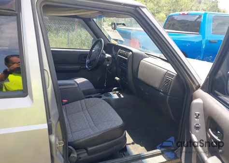 2000 Jeep Cherokee Sport из США, поврежденный, VIN 1J4FF48S8YL135950